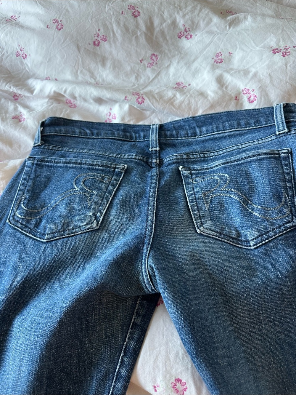 Low Rise Y2K Jeans - Picture 7 of 7